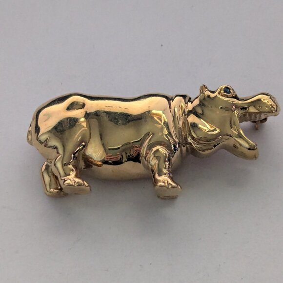 CAROLEE Gold Tone Hippo Hippopotamus Brooch Pin - Picture 1 of 4